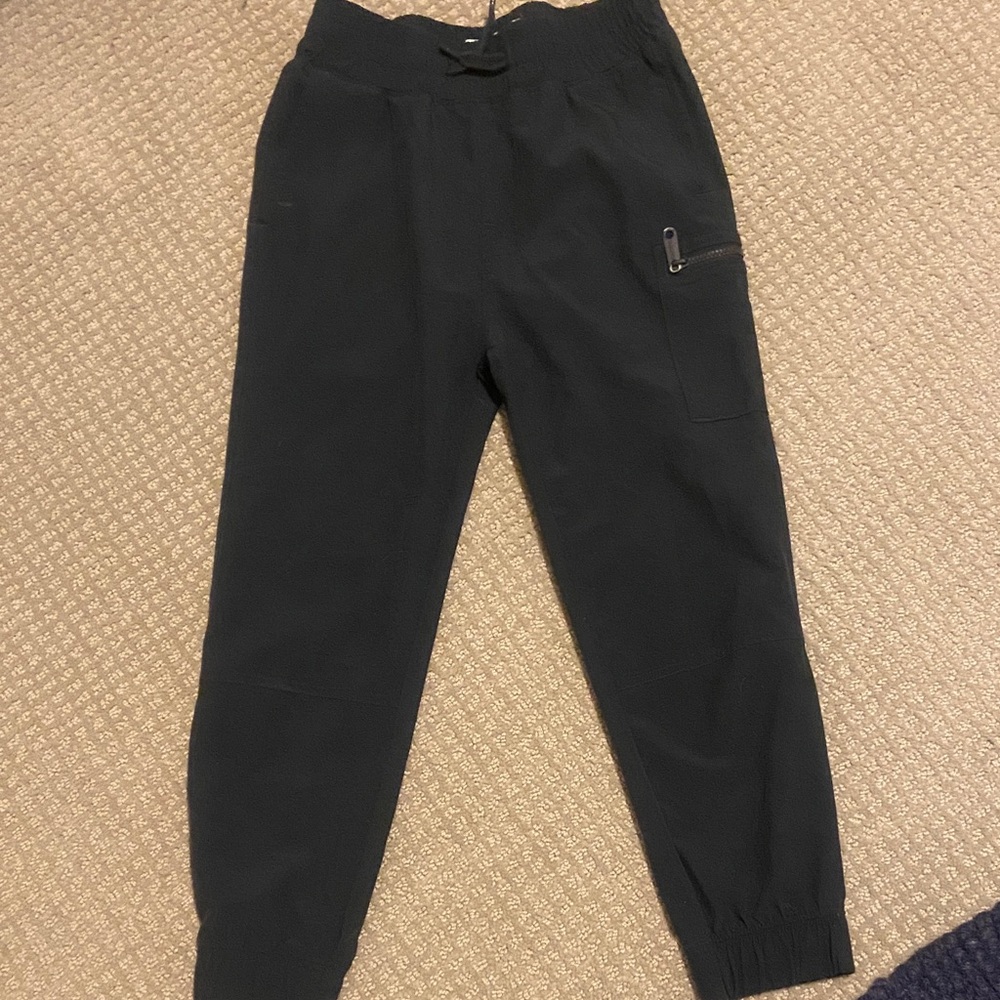 Abercrombie kids all day joggers.
